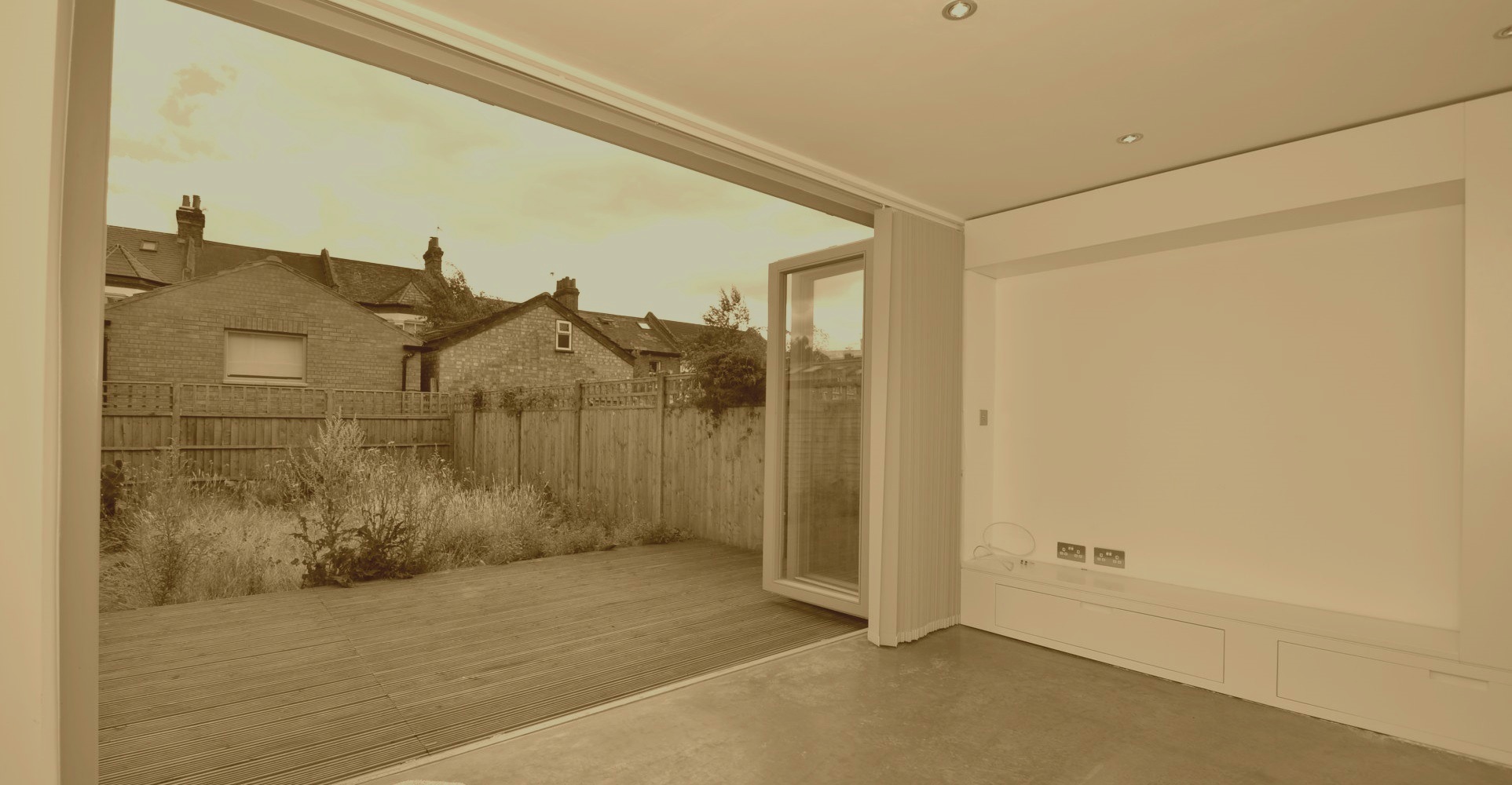 Slider, Glaziers in Upminster, North Ockendon, RM14